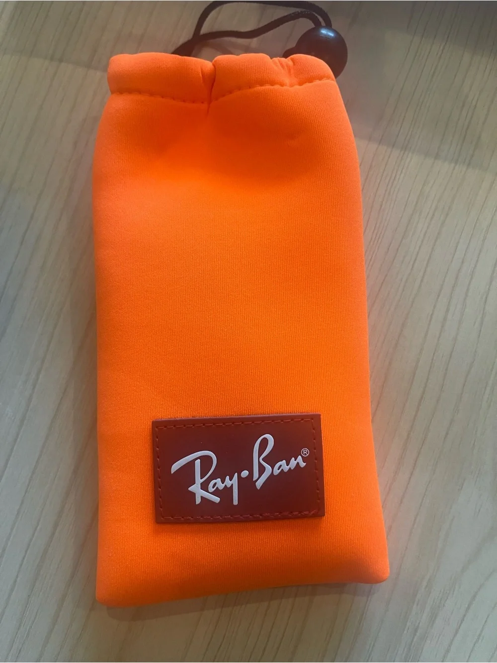 Ray-Ban Aviator Sunglasses with Orange Pouch